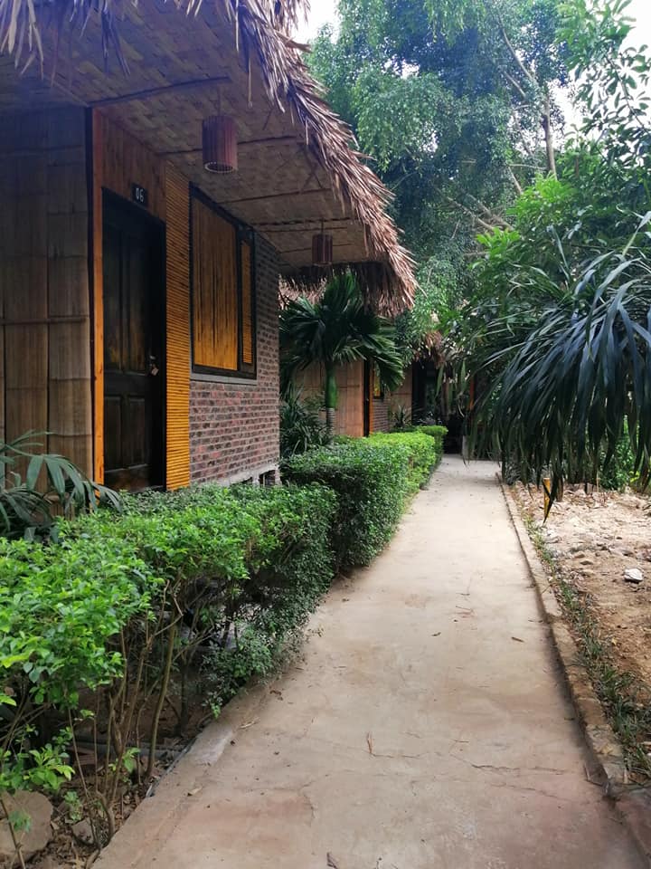 mai-chau-riverside-bungalow-12