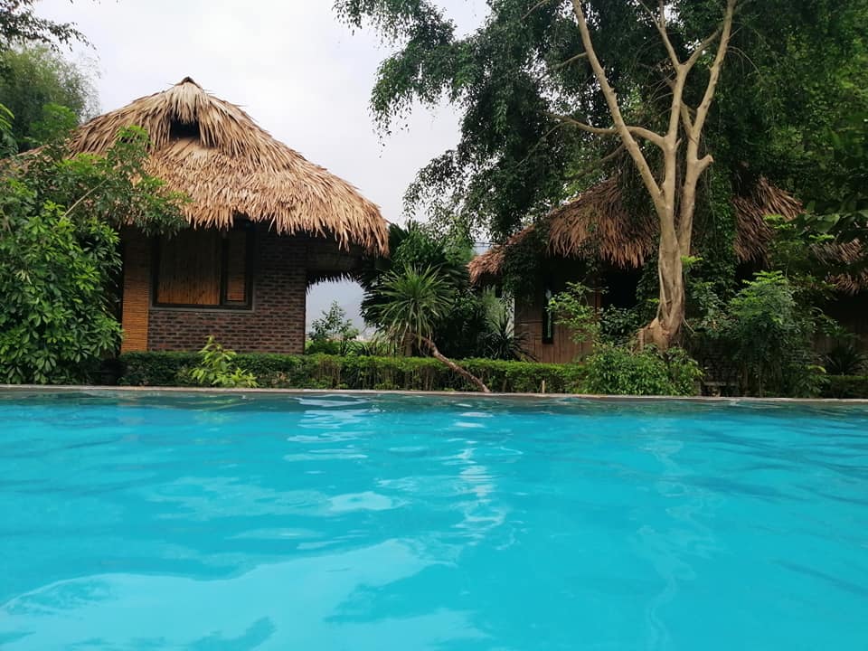 mai-chau-riverside-bungalow-3