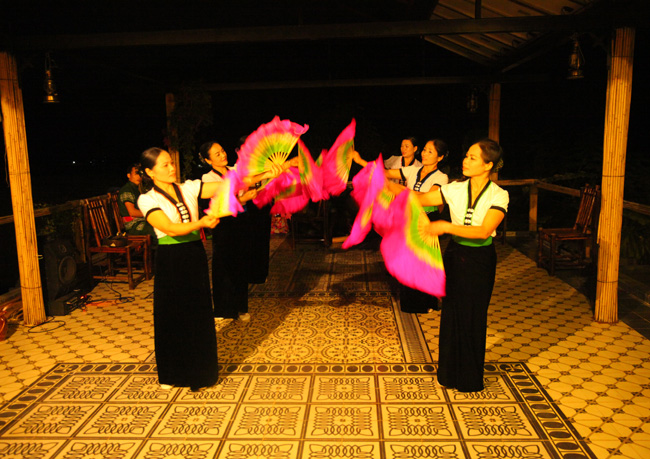 mua thai mai chau